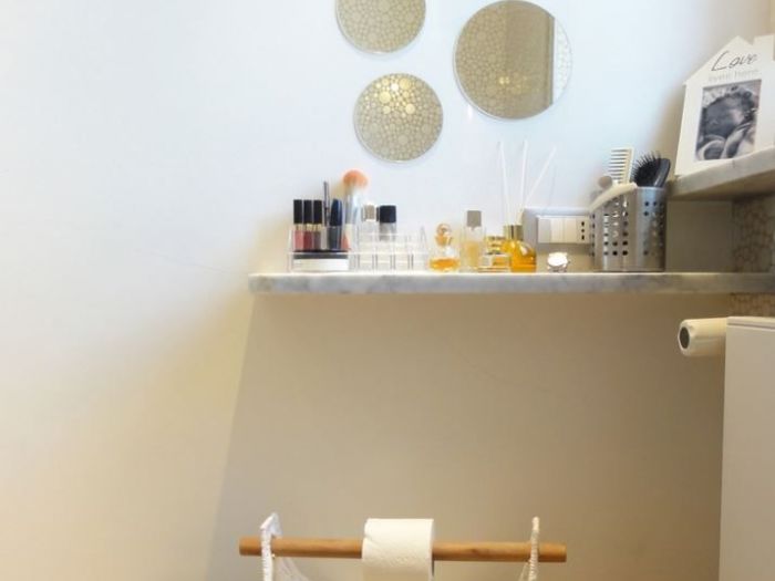 Archisio - Giulia Home Stager - Progetto A cavallo tra il relooking e lhome staging bagno confezionato