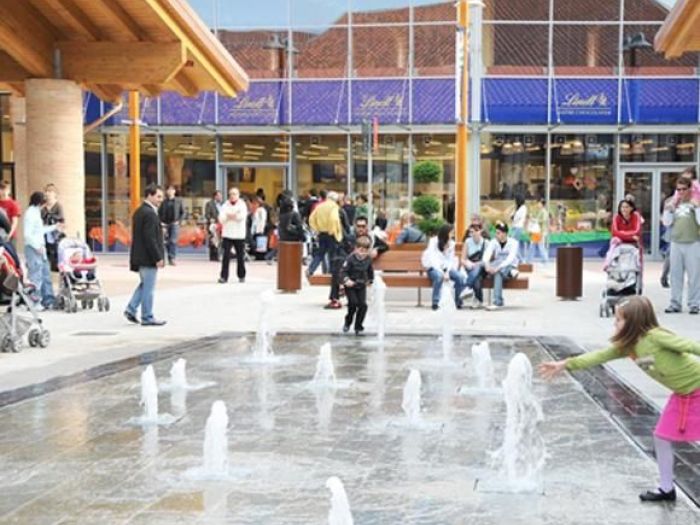 Archisio - Studio Architettura Golinelli - Progetto Parco commerciale e del tempo libero mondovicino - factory outlet- arch M Golinelli factory outlet medie superfici cascina viotto