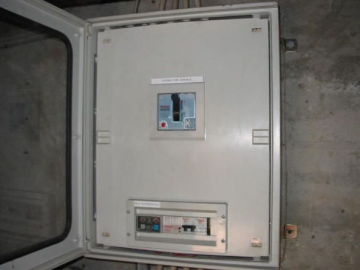 Archisio - Modernaluce Impianti Elettrici - Progetto 2008 lissone serigrafia