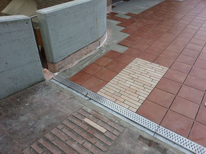 Archisio - Malagrida Group Srl Canalina Infinity - Progetto Griglia carrabile