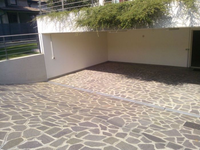 Archisio - Pietranova - Progetto Pavimenti in pietra naturale i pavimenti in porfido