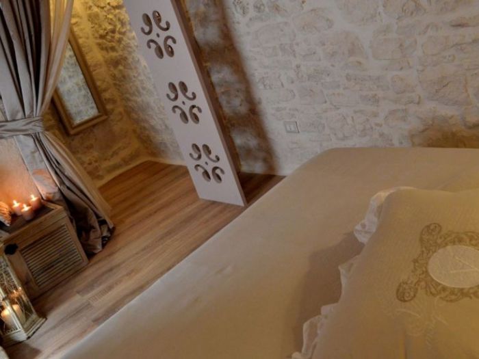 Archisio - Silvia Orlandi - Progetto Suite dimora rossi