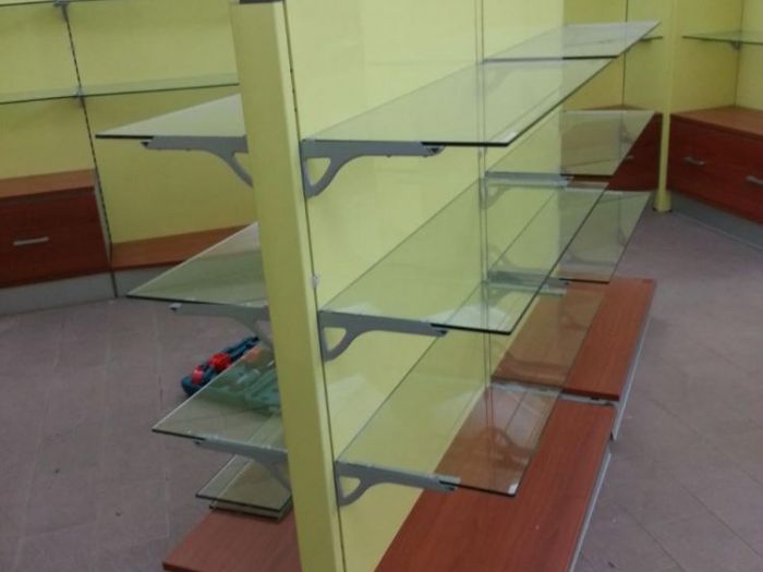 Archisio - Aldo Ilardi Falegnameria - Progetto Arredamenti negozi