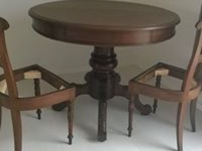 Archisio - Falegameria Scala - Progetto Restauro com sedie e tavolo