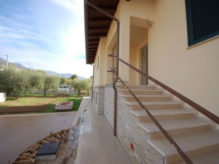 Archisio - Gianluca Fricchione - Progetto Ristrutturazione casa isolata