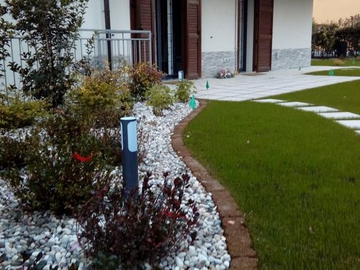 Archisio - I Giardini Dei Tudor - Progetto Manutenzione area verde privato