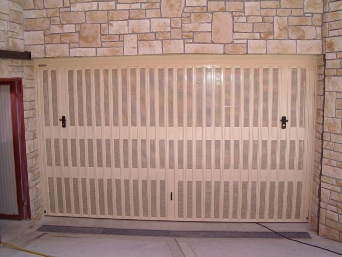 Archisio - Gr Porte - Progetto Porte residenziali - serrande e porte basculanti