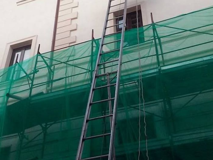 Archisio - Traslochi Serra - Progetto Trasloco con scala aerea