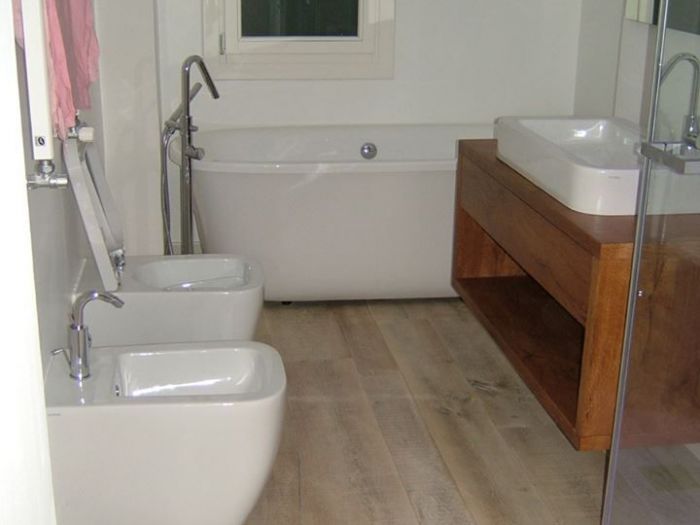 Archisio - Green Arredobagno srl - Progetto Bagni in rovere antico