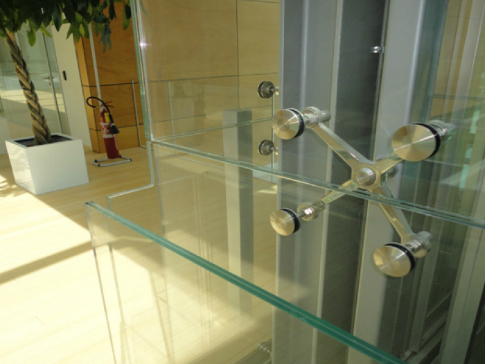 Archisio - Imaf srl - Progetto Prodotti civili serramenti porte vetrate artistiche scale cancelli recinzioni portoni e protezioni