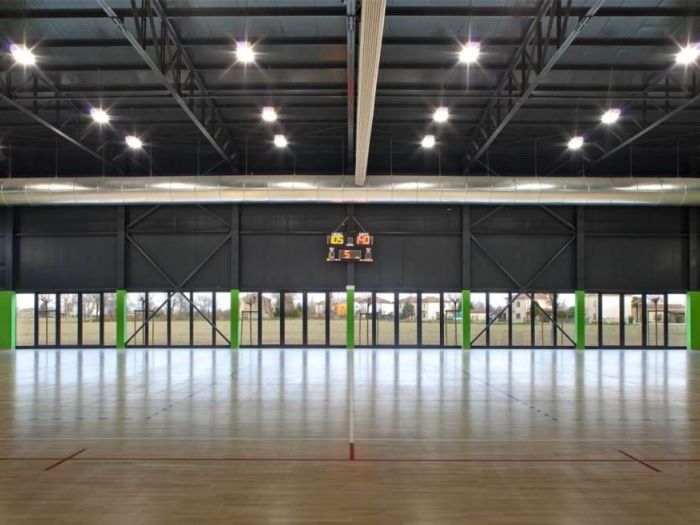 Archisio - Didon Comacchio Architects - Progetto Palestra scolastica temporanea