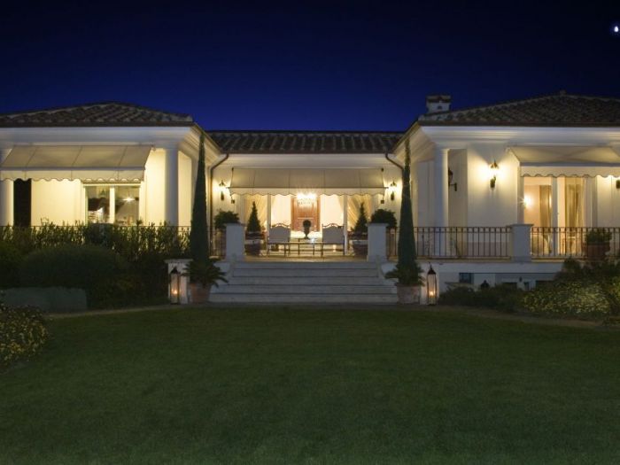 Archisio - Alberto Ambrosini - Progetto Una casa sofisticata