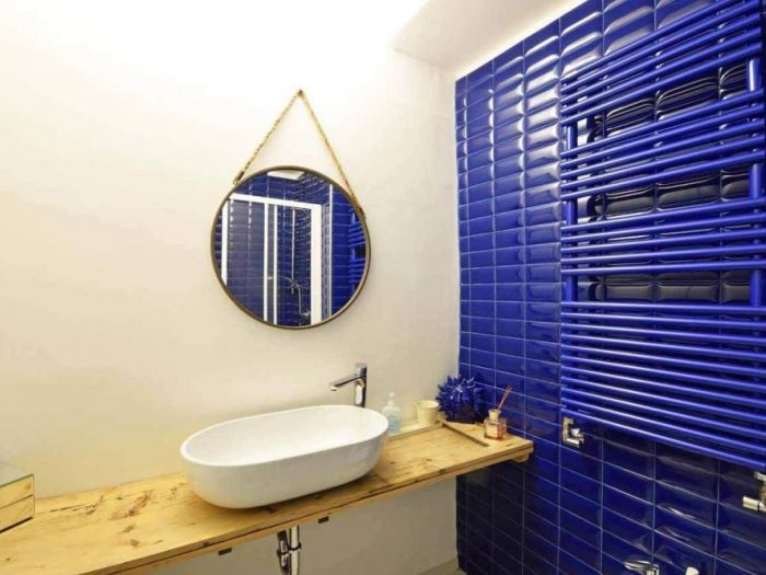 Archisio - Roberto Silvestri - Progetto Una casa a camogli storie e pareti colorate