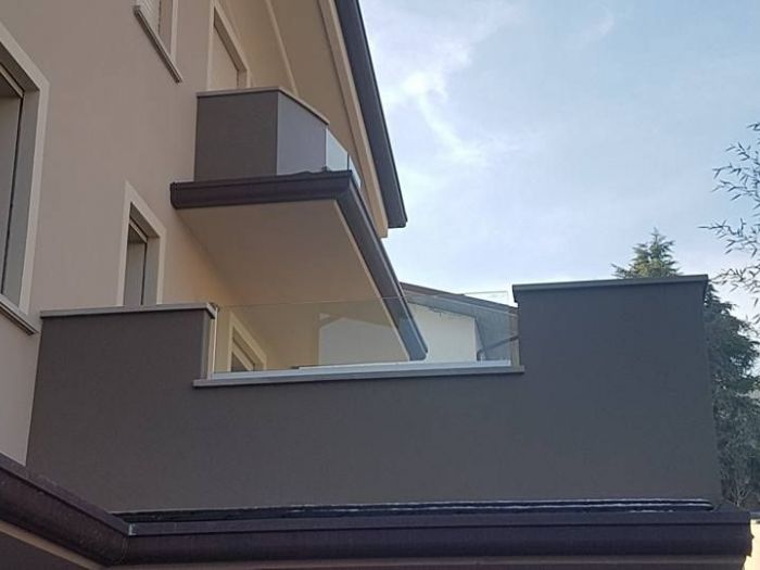 Archisio - Vetreria La Predappiese - Progetto Terrazzi e parapetti