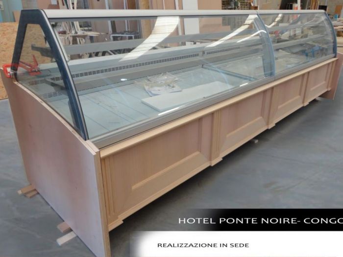 Archisio - Pfr Arredamentyi srl - Progetto Ristoranti in italia e allestero