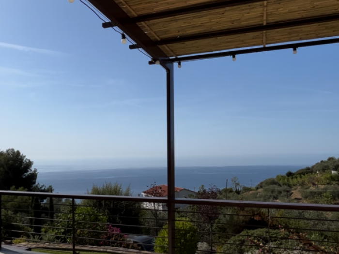 Archisio - Nadine Schmitz - Progetto Leleganza dello sfioro nascosto