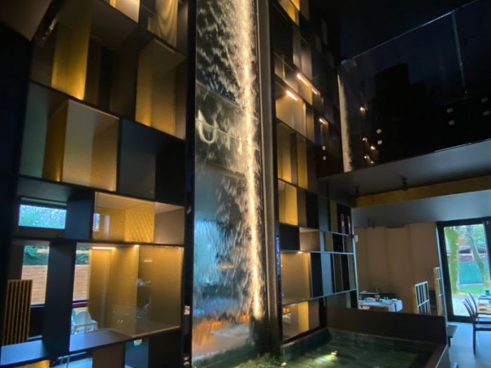 Archisio - Forme Dacqua - Progetto Cascata dacqua una sushi restaurant