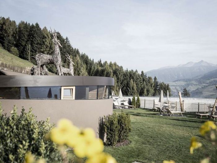 Archisio - Noa Network Of Architecture - Progetto Hubertus oscillante tra cielo e terra