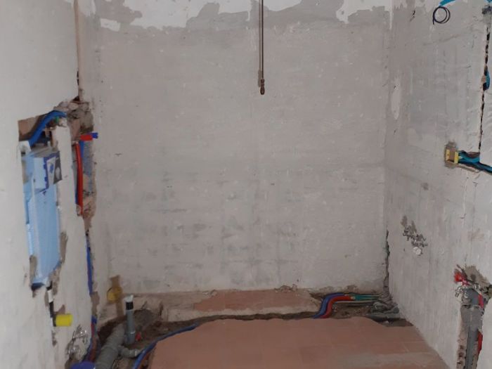 Archisio - Mani Srl Ristrutturazini - Progetto Rifacimento completo bagno sito in roma zona boccea