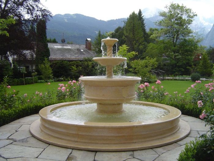 Archisio - Arte 2000 - Progetto Fontane in marmo