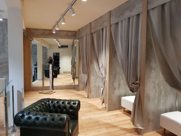 Archisio - Michele Paolin - Progetto Arredamento su misura con taglio e bordatura pannelli sul posto