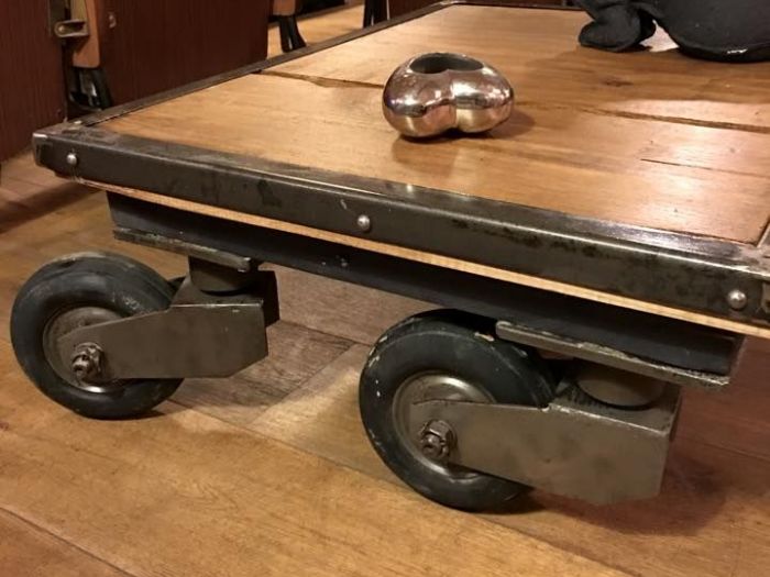 Archisio - Scenography - Progetto Tavoli e tavolini