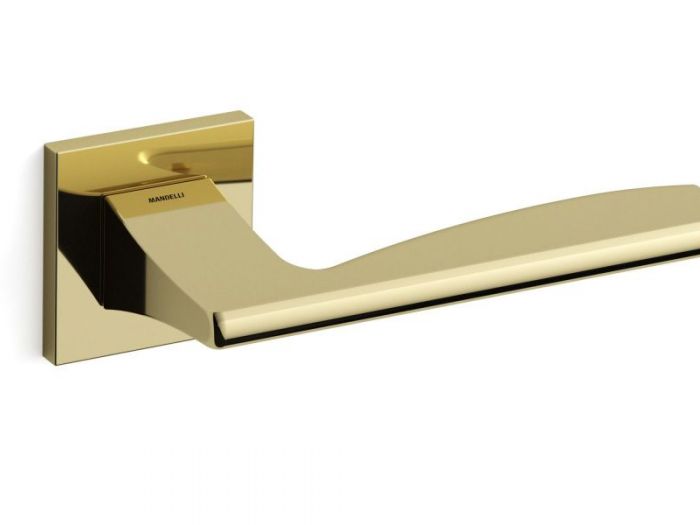 Archisio - Pierfrancesco Arnone - Progetto Maniglia link