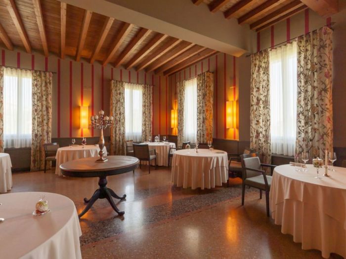 Archisio - Lorenzo Piano - Progetto Fotografia di interni per villa aretusi