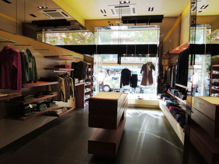 Archisio - Soa Spazio Oltre Larchitettura - Progetto Negozio di abbigliamento reg