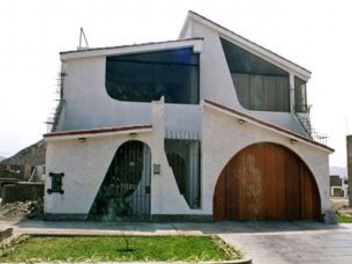 Archisio - Ana Maria Reque Art - Progetto Casa cesar cosar a la molina