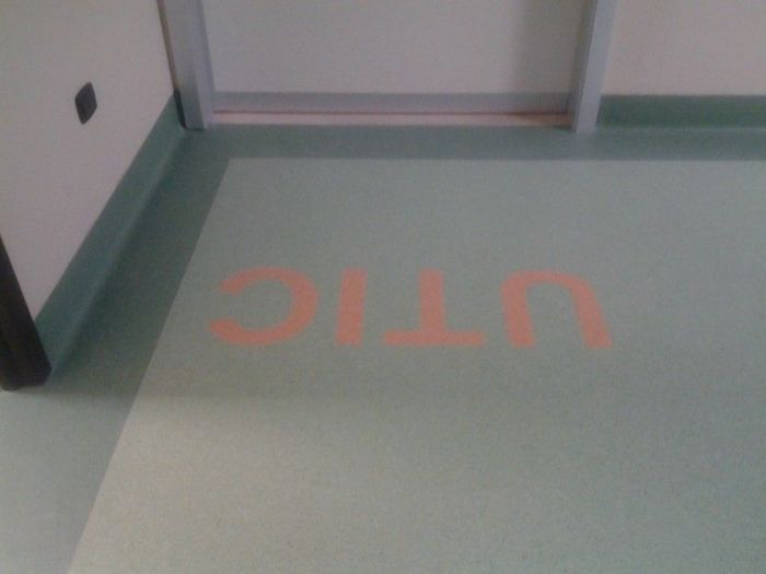 Archisio - Errico Gaglianese - Progetto Rifacimento pavimenti gruppo operatorio ed utic del campus di germaneto