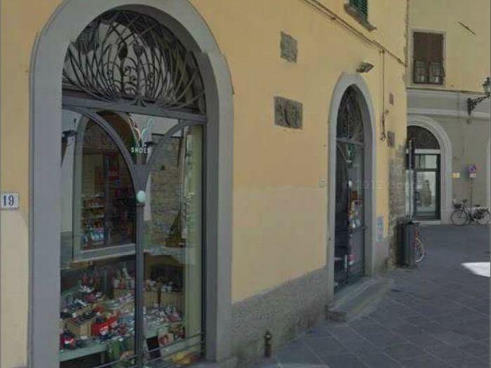 Archisio - Studio Di Architettura Mannelli - Progetto Bully boys calzature per bambini pistoia italy