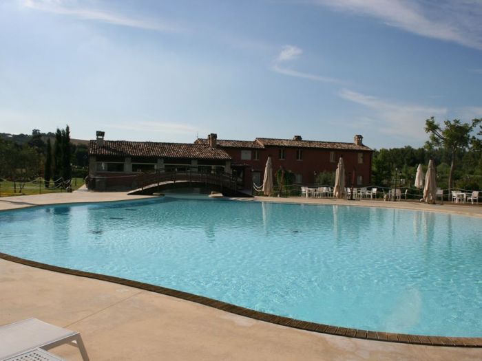 Archisio - Piscina Point - Progetto Realizzazione piscine