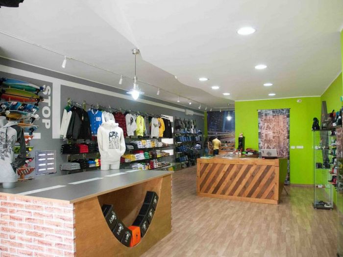 Archisio - Yodaa Architecture - Progetto Flash clothing store