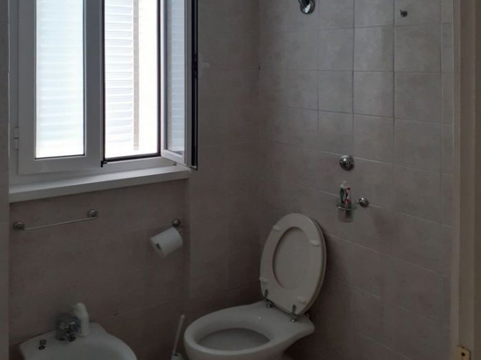 Archisio - Mani Srl Ristrutturazini - Progetto Ristrutturazione completa di un appartamento sito in roma zona aurelio con tanto gioco di colori