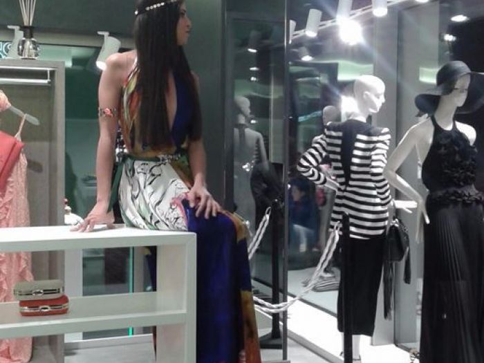 Archisio - Vincenzo Bafunno - Progetto Barney - abbigliamento donna