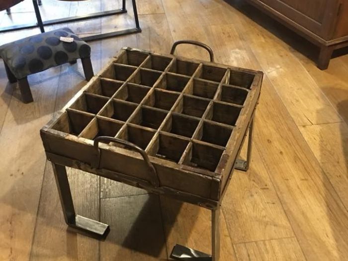 Archisio - Scenography - Progetto Tavoli e tavolini