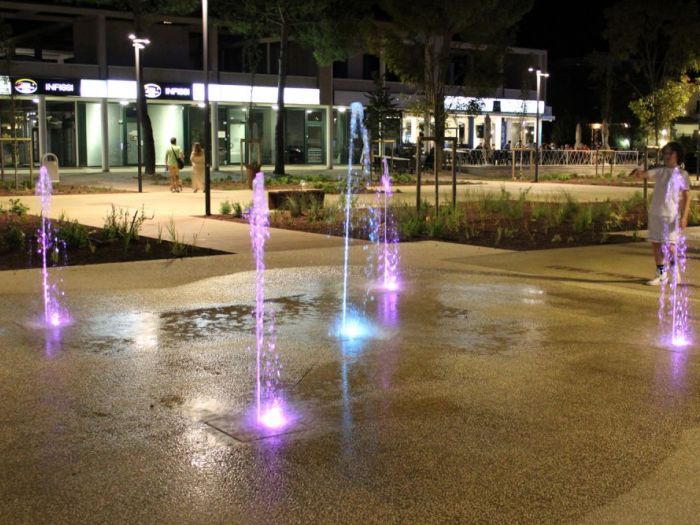 Archisio - Forme Dacqua - Progetto Fontana dinamica a pavimento piazza premi nobel pinarella ra