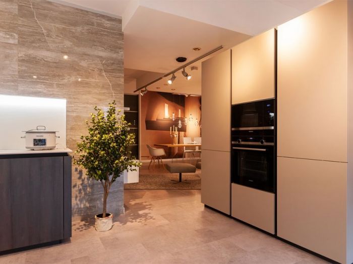 Archisio - Made With Home - Progetto Showroom di arredamento a castellanza