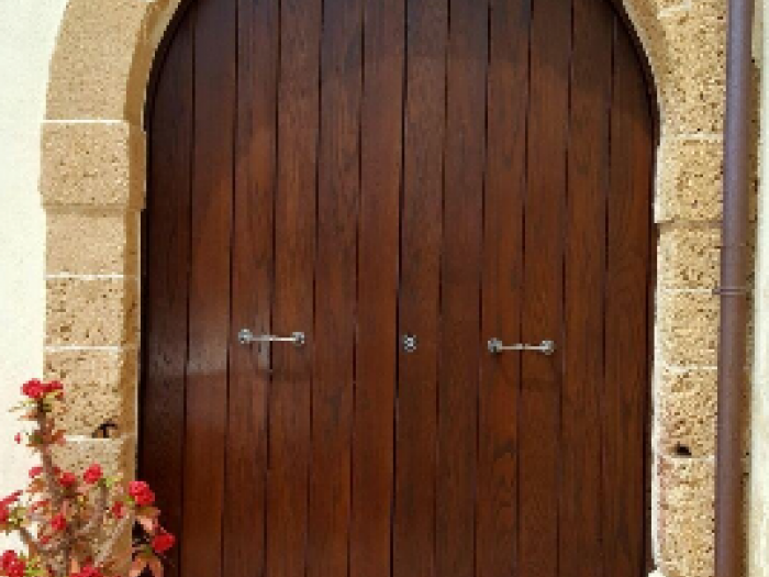 Archisio - Falegnameria Pitorri Fabio - Progetto Porte in legno interni ed esterni