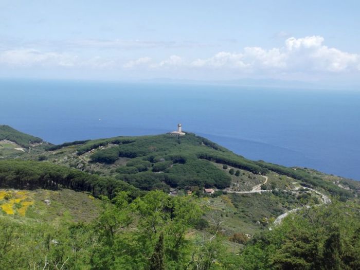 Archisio - Bruno Morelli - Progetto Antico faro delle vaccarecce