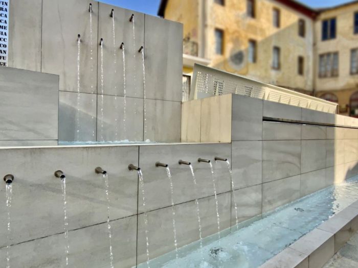 Archisio - Forme Dacqua - Progetto Fontana delle 100 borgate - pareti dacqua