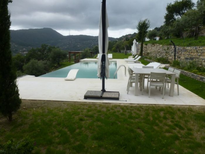 Archisio - Cerem Costruzioni srl - Progetto Costruzione di piscina privata a nozarego