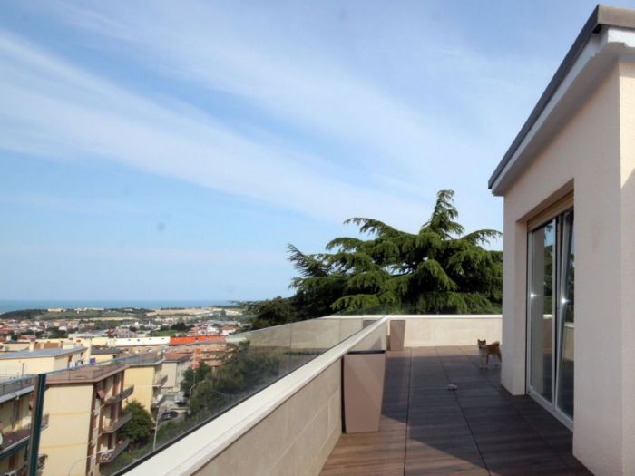 Archisio - Impresa Edile Paccaloni - Progetto Ristrutturazione attico privato a loreto