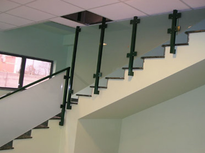 Archisio - Imaf srl - Progetto Prodotti industriali cabine insonorizzate cancelli scale facciate continue infissi nastri in alluminio produzioni speciali strutture in acciaio tettoie e pensiline