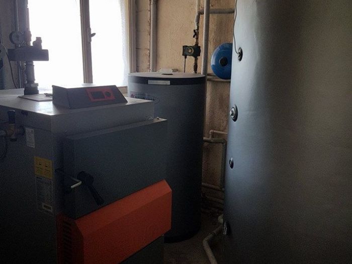 Archisio - Idrokalor Termoidraulica - Progetto Installazione caldaia a legna solarbayer gmbh hv25 puffer risc 1500 l puffer sanitario 200l