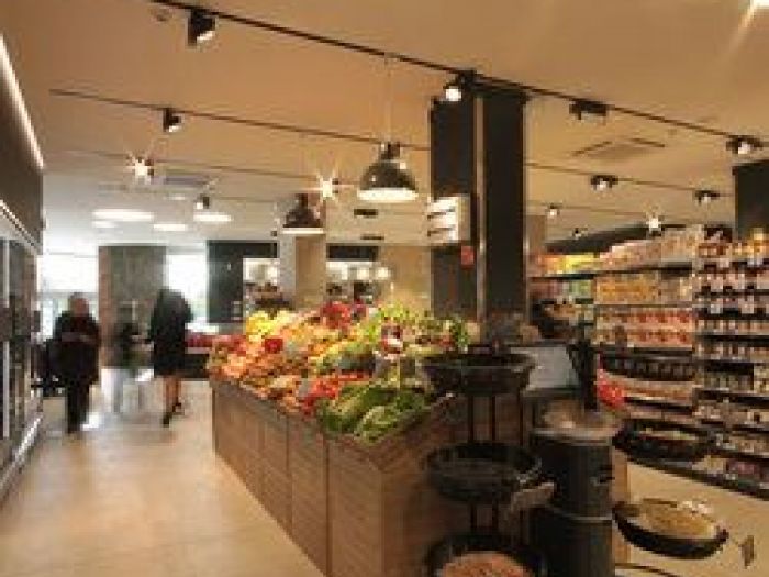 Archisio - Studio Tondo - Progetto Crai piazza yenne