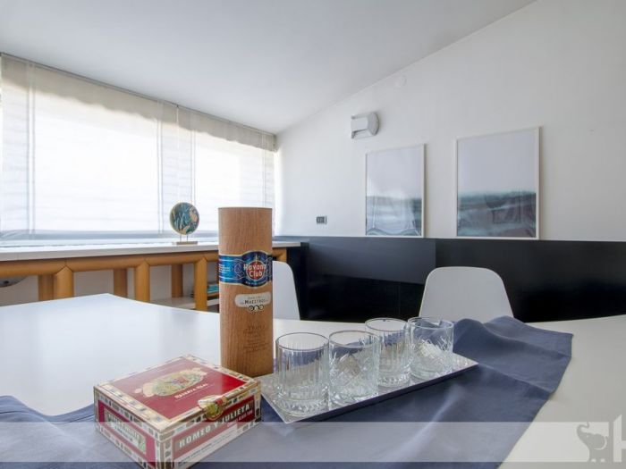 Archisio - Elisa Cattelan - Progetto Ufficio tecnico No Luminoso attico