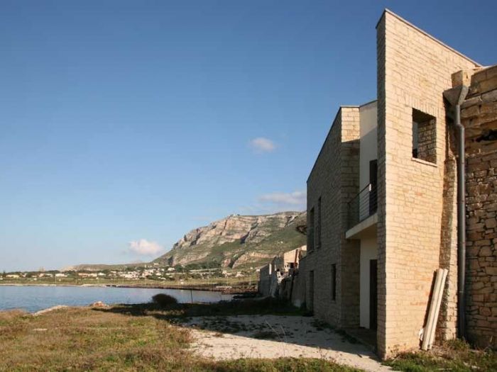 Archisio - Ada Atelier Darchitettura - Progetto Case cisterna