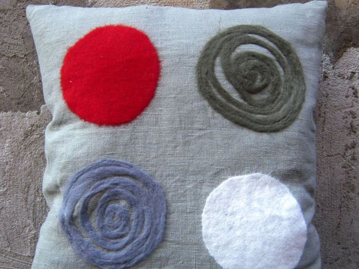 Archisio - Elena Kihlman Disegna E Produce Tessuti Darredamento Accessori Per Arredamenti - Progetto Cuscini decorativi